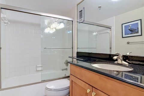 Condo in New Smyrna Beach, Florida, 3 bedrooms  № 2205272 - photo 28