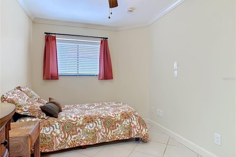 Condo in New Smyrna Beach, Florida, 3 bedrooms  № 2205272 - photo 21