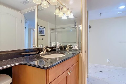 Condo in New Smyrna Beach, Florida, 3 bedrooms  № 2205272 - photo 29