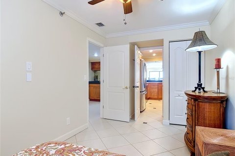 Condo in New Smyrna Beach, Florida, 3 bedrooms  № 2205272 - photo 22