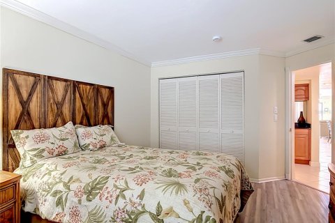 Condo in New Smyrna Beach, Florida, 3 bedrooms  № 2205272 - photo 25
