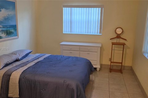 House in Palm Beach Gardens, Florida 3 bedrooms, 174.19 sq.m. № 1942324 - photo 30