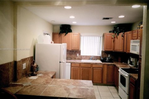 House in Palm Beach Gardens, Florida 3 bedrooms, 174.19 sq.m. № 1942324 - photo 4