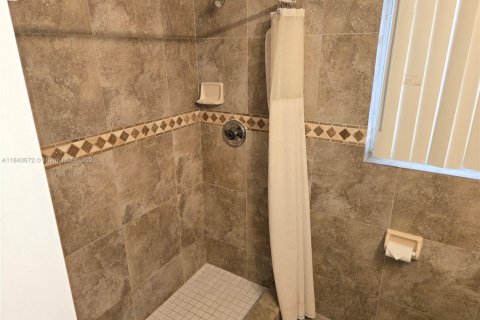 House in Palm Beach Gardens, Florida 3 bedrooms, 174.19 sq.m. № 1942324 - photo 18