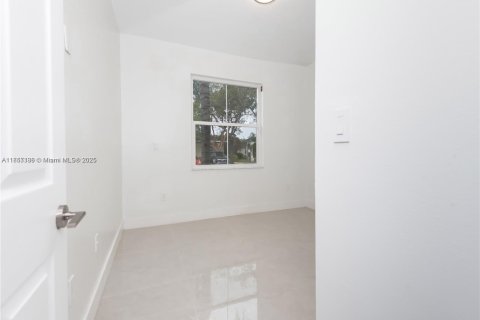 Townhouse in Homestead, Florida 3 bedrooms, 132.66 sq.m. № 1883859 - photo 20