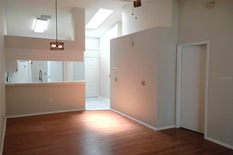 Casa en alquiler en Tarpon Springs, Florida, 2 dormitorios, 92.9 m2 № 2104711 - foto 23