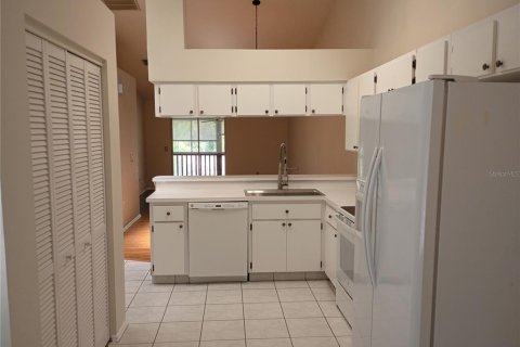 Casa en alquiler en Tarpon Springs, Florida, 2 dormitorios, 92.9 m2 № 2104711 - foto 12