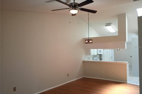 Casa en alquiler en Tarpon Springs, Florida, 2 dormitorios, 92.9 m2 № 2104711 - foto 24