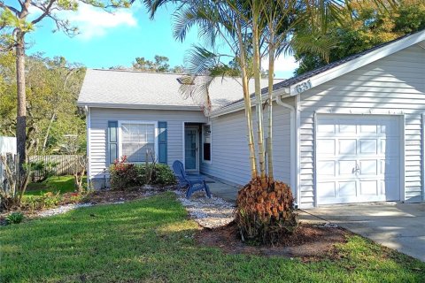 Casa en Tarpon Springs, Florida 2 dormitorios, 92.9 m2 № 2104711