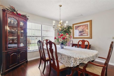 House in Tampa, Florida 3 bedrooms, 209.68 sq.m. № 1749456 - photo 9