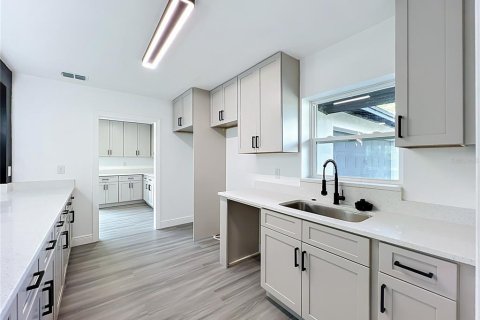 Villa ou maison à vendre à Orlando, Floride: 3 chambres, 154.87 m2 № 2324201 - photo 8