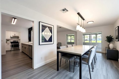 Villa ou maison à vendre à Orlando, Floride: 3 chambres, 154.87 m2 № 2324201 - photo 4