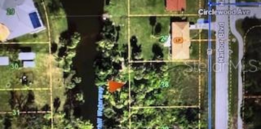 Land in Port Charlotte, Florida № 2165194