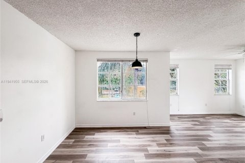 Снять в аренду кондоминиум в Мирамар, Флорида 1 спальня, 67.45м2, № 2005333 - фото 10