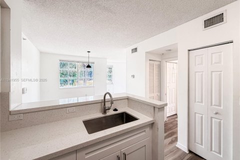 Снять в аренду кондоминиум в Мирамар, Флорида 1 спальня, 67.45м2, № 2005333 - фото 8