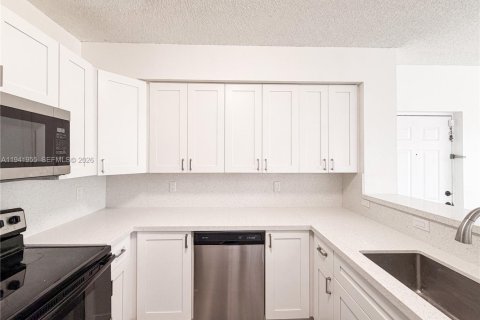 Снять в аренду кондоминиум в Мирамар, Флорида 1 спальня, 67.45м2, № 2005333 - фото 7