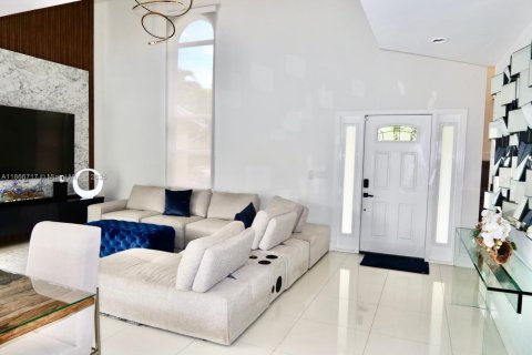 Casa en alquiler en Doral, Florida, 3 dormitorios, 152.45 m2 № 1952003 - foto 14