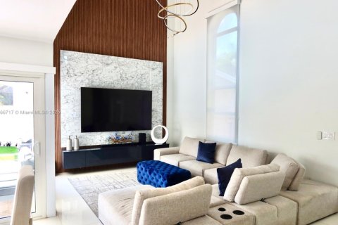 Casa en alquiler en Doral, Florida, 3 dormitorios, 152.45 m2 № 1952003 - foto 12