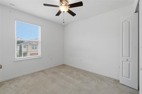 Townhouse in Lakeland, Florida 3 bedrooms, 151.71 sq.m. № 2210778 - photo 25