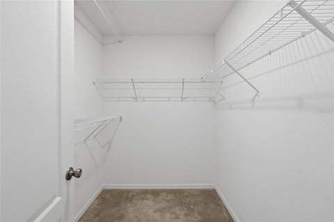Townhouse in Lakeland, Florida 3 bedrooms, 151.71 sq.m. № 2210778 - photo 19