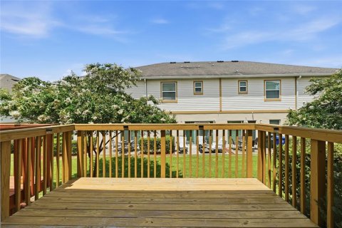 Townhouse in Lakeland, Florida 3 bedrooms, 151.71 sq.m. № 2210778 - photo 29