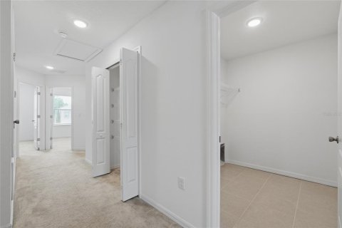 Townhouse in Lakeland, Florida 3 bedrooms, 151.71 sq.m. № 2210778 - photo 27