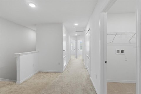Townhouse in Lakeland, Florida 3 bedrooms, 151.71 sq.m. № 2210778 - photo 20