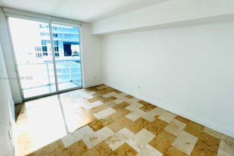 Copropriété à vendre à Miami, Floride: 1 chambre, 76.18 m2 № 1932678 - photo 4