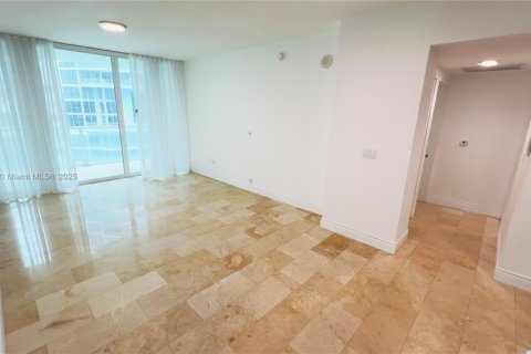 Copropriété à vendre à Miami, Floride: 1 chambre, 76.18 m2 № 1932678 - photo 6