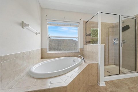 Villa ou maison à louer à Wesley Chapel, Floride: 4 chambres, 253.81 m2 № 2388760 - photo 26