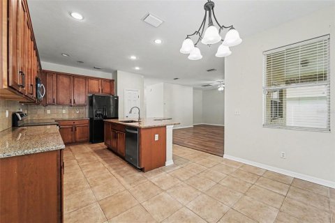 Villa ou maison à louer à Wesley Chapel, Floride: 4 chambres, 253.81 m2 № 2388760 - photo 15