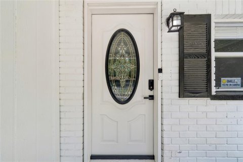 House in Tampa, Florida 3 bedrooms, 95.22 sq.m. № 2221235 - photo 8