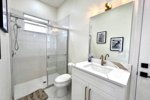 House in Wellington, Florida 5 bedrooms, 326.55 sq.m. № 2187319 - photo 25