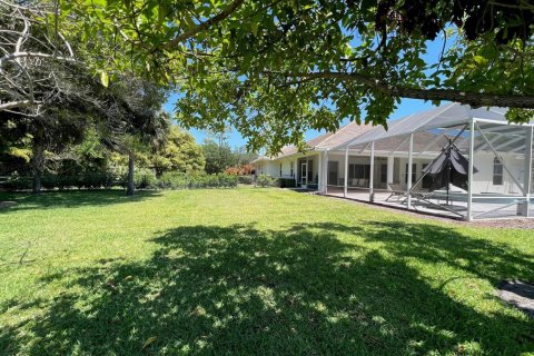 House in Wellington, Florida 5 bedrooms, 326.55 sq.m. № 2187319 - photo 3