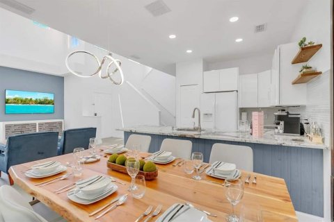 Touwnhouse à vendre à Davenport, Floride: 4 chambres, 160.72 m2 № 2364219 - photo 6
