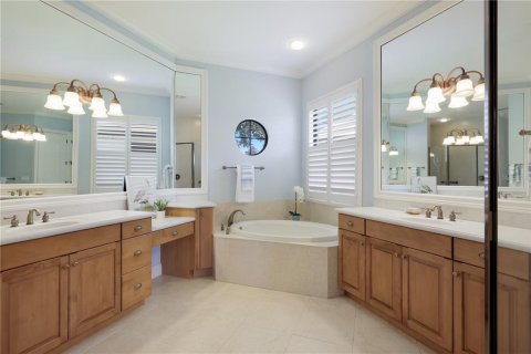 Купить виллу или дом в Лейквуд Ранч, Флорида 8 комнат, 287.35м2, № 2354557 - фото 24