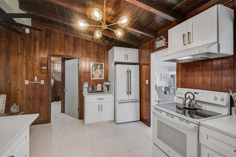 Villa ou maison à louer à Sarasota, Floride: 3 chambres, 139.54 m2 № 1884236 - photo 18