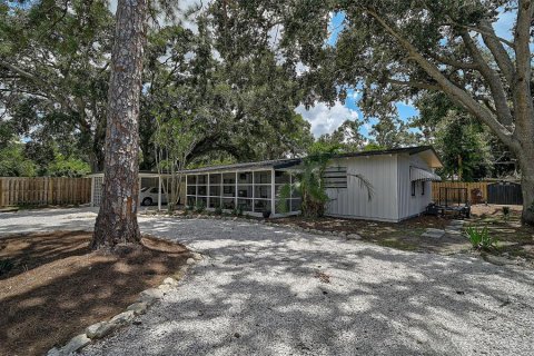 Villa ou maison à louer à Sarasota, Floride: 3 chambres, 139.54 m2 № 1884236 - photo 1