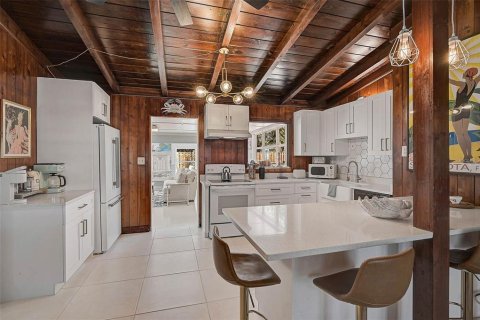 Villa ou maison à louer à Sarasota, Floride: 3 chambres, 139.54 m2 № 1884236 - photo 20