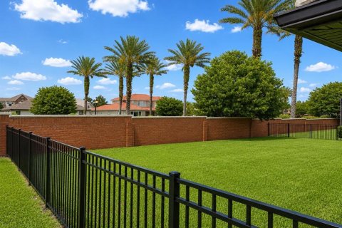House in Auburndale, Florida 4 bedrooms, 238.94 sq.m. № 2100808 - photo 4