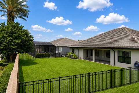 House in Auburndale, Florida 4 bedrooms, 238.94 sq.m. № 2100808 - photo 24