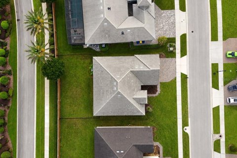 House in Auburndale, Florida 4 bedrooms, 238.94 sq.m. № 2100808 - photo 14