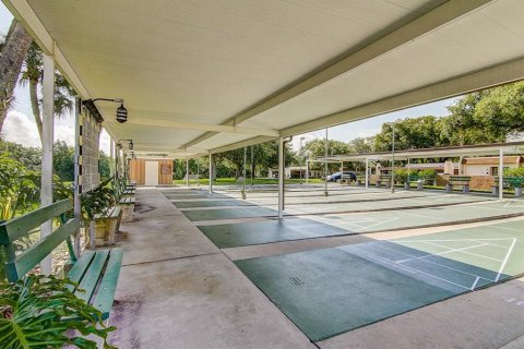 House in Clearwater, Florida 1 bedroom, 60.01 sq.m. № 2098666 - photo 18