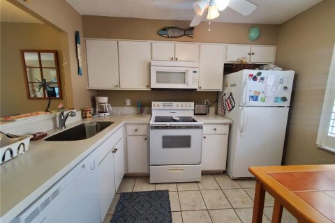 House in Clearwater, Florida 1 bedroom, 60.01 sq.m. № 2098666 - photo 2