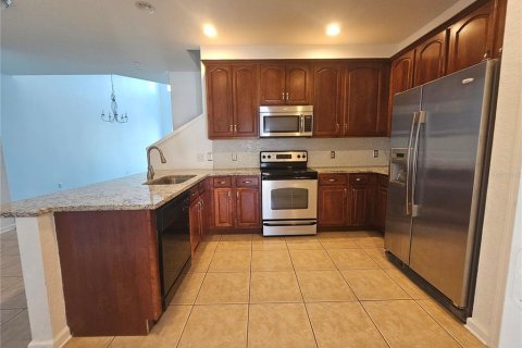 Adosado en alquiler en Orlando, Florida, 3 dormitorios, 169.45 m2 № 1917384 - foto 4