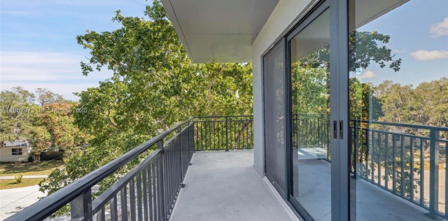 Appartement à North Miami, Floride 2 chambres, 95.22 m2 № 2008499