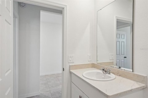 Villa ou maison à vendre à Poinciana, Floride: 4 chambres, 184.69 m2 № 1767863 - photo 28
