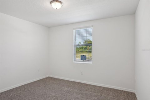 Villa ou maison à vendre à Poinciana, Floride: 4 chambres, 184.69 m2 № 1767863 - photo 25