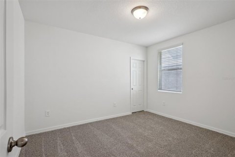 Villa ou maison à vendre à Poinciana, Floride: 4 chambres, 184.69 m2 № 1767863 - photo 29