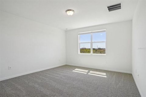 Villa ou maison à vendre à Poinciana, Floride: 4 chambres, 184.69 m2 № 1767863 - photo 15